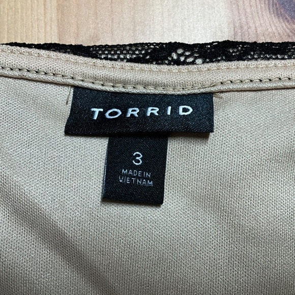 TORRID Body Suit Lined Front and Back Lace Overlay Sheer Lace Sleeves US Sz 3X - Picture 5 of 10